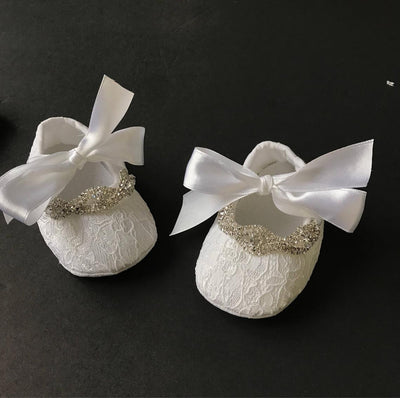 White crib shoes/ christening lace shoes/ baby jeweled white shoes/ girl baptism rhinestone shoes/ baby girl lace up shoes/ baby shoes