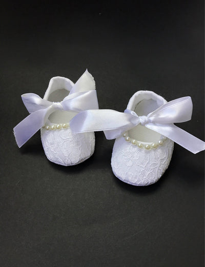 Girl christening white lace crib shoes, baby white ballerina baptism shoes, baby white lace up shoes, baby white crib shoes